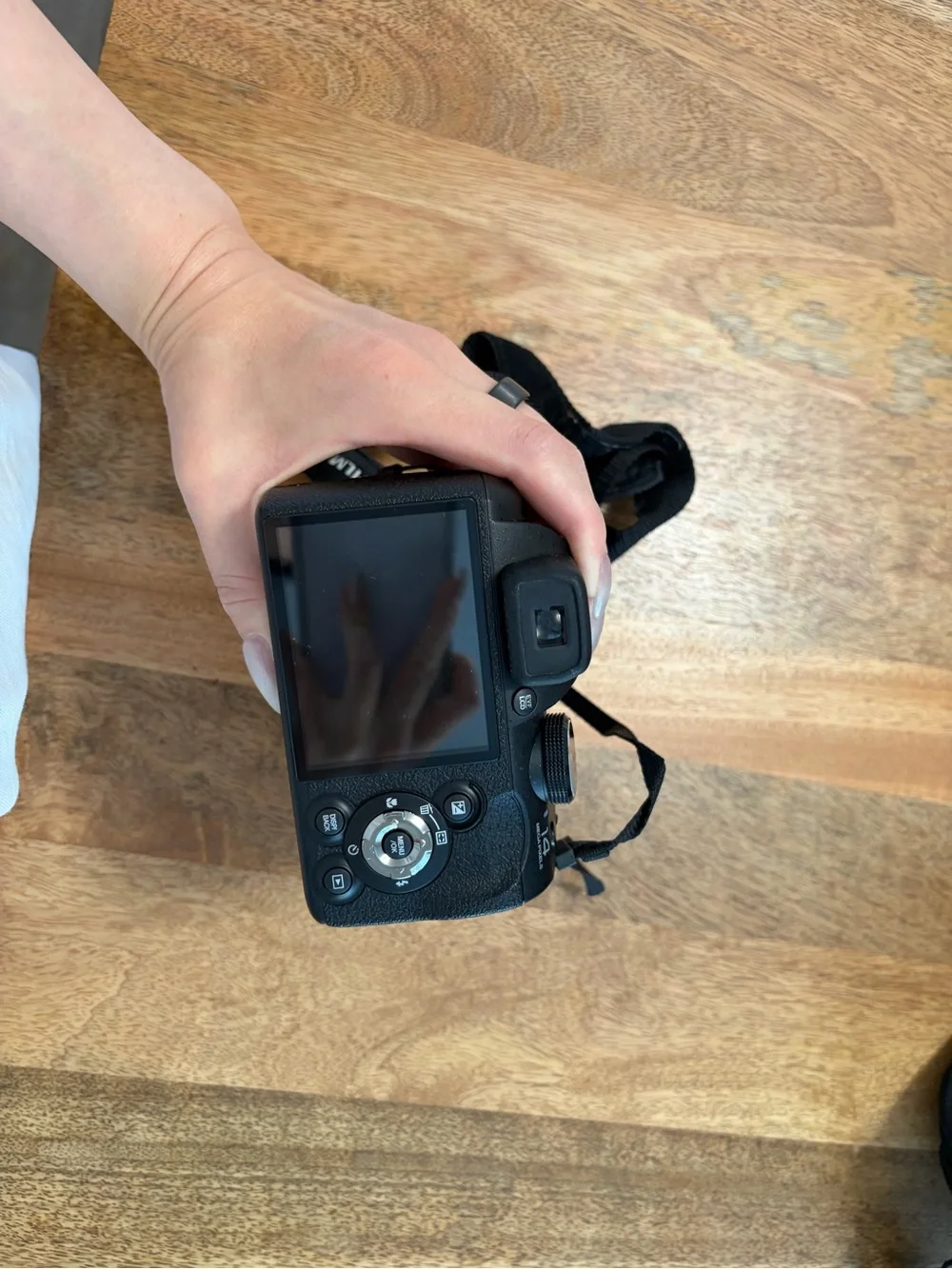 Fujifilm Finepix S Black Digital Camera with Fujinon 24x Zoom Lens